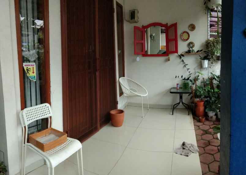 dijual rumah jl jatikramat indah ii