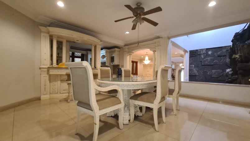 dijual rumah jl kartini