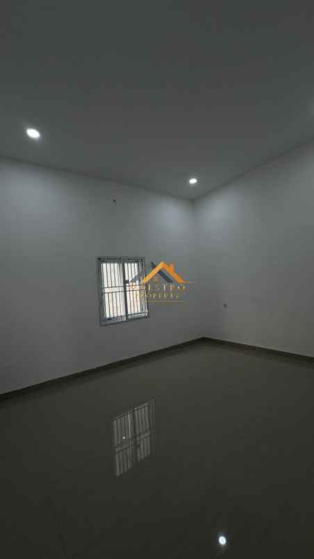 dijual rumah jl karya bakti indra kasih