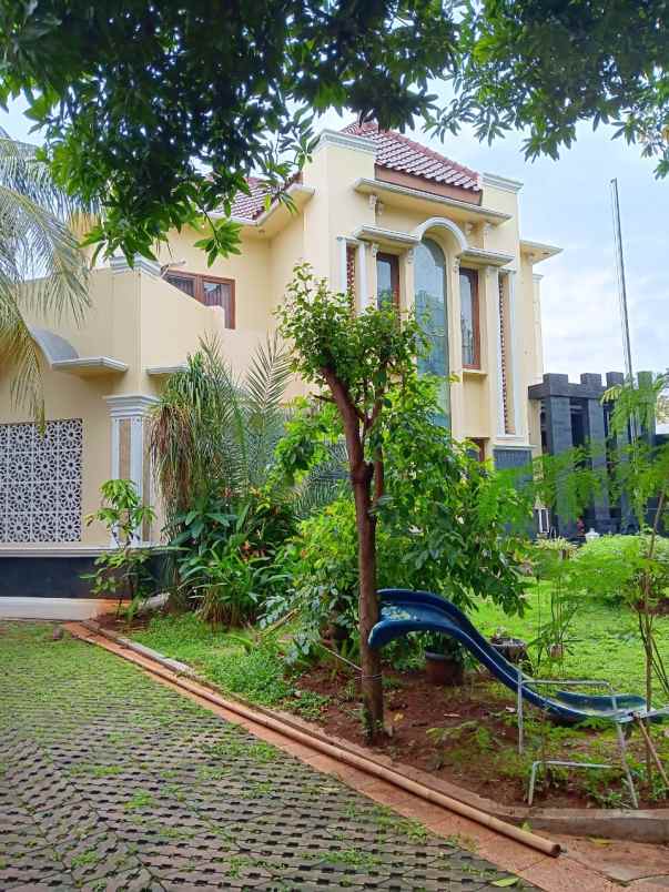 dijual rumah jl kav marinir pondok