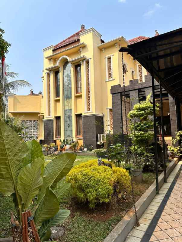 dijual rumah jl kav marinir pondok