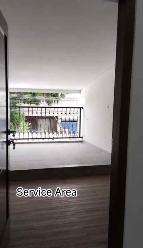 dijual rumah jl kebayoran lama