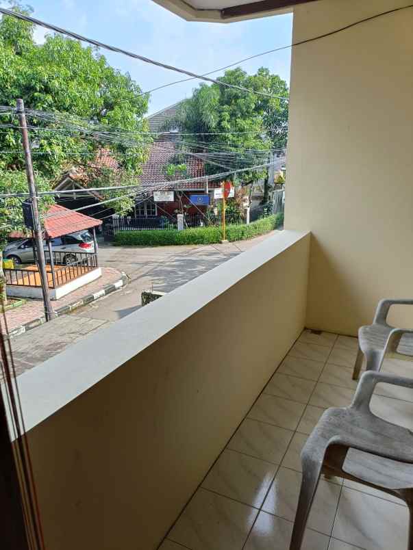 dijual rumah jl kecubung no 28