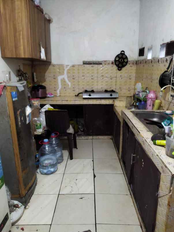 dijual rumah jl kh abdurrahman no 148