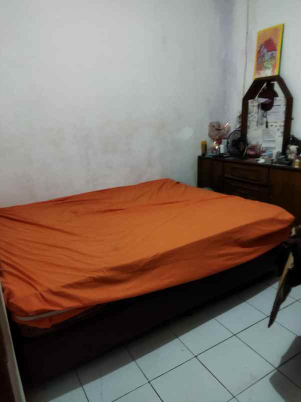 dijual rumah jl kh abdurrahman no 148