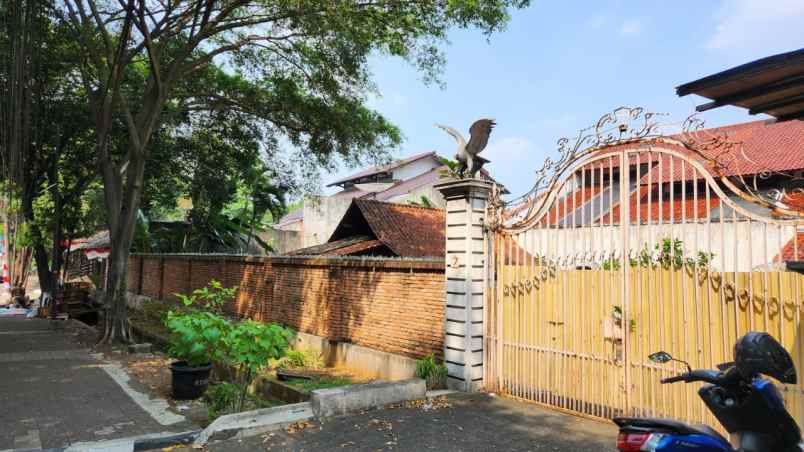 dijual rumah jl margasatwa