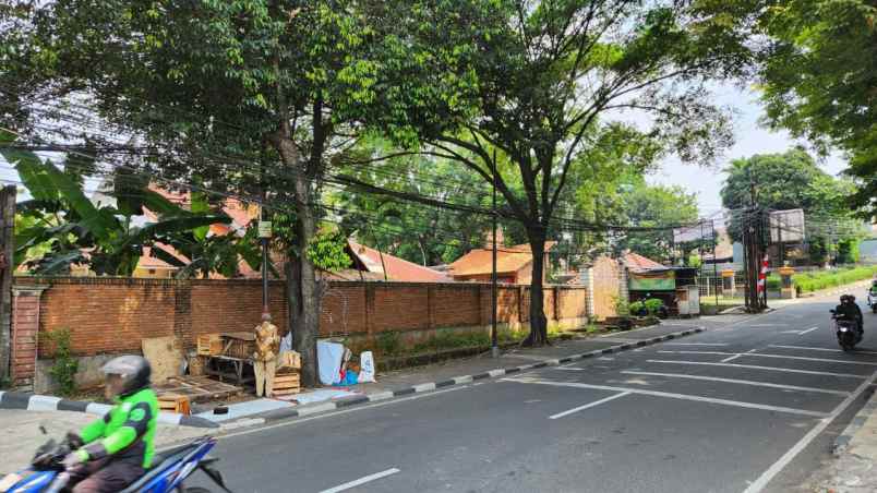 dijual rumah jl margasatwa