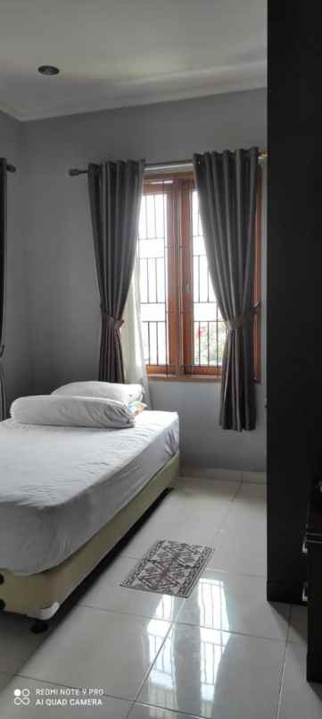 dijual rumah jl masjid al wustho pondok