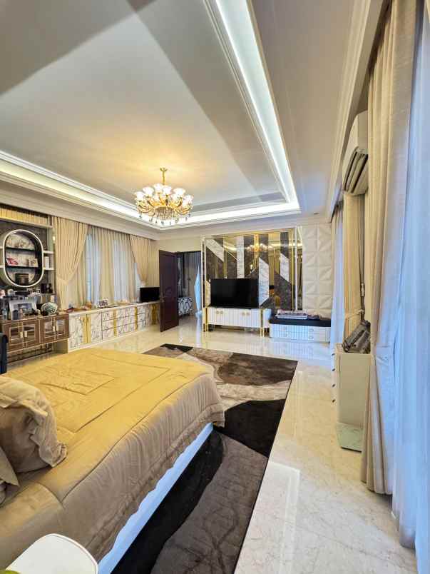 dijual rumah jl menteng raya bintaro