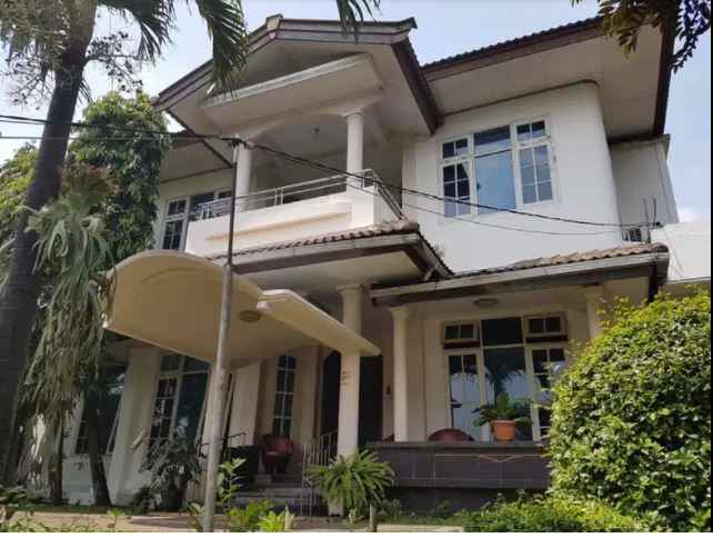 dijual rumah jl musyawarah