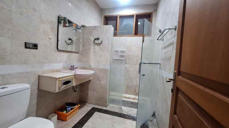 dijual rumah jl pangandaran