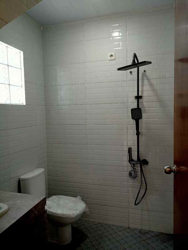 dijual rumah jl panyileukan