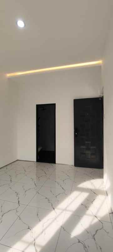 dijual rumah jl pasir salam kembar bkr