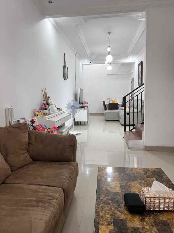 dijual rumah jl pendidikan duren sawit