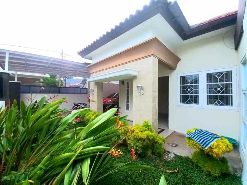 dijual rumah jl perumahan asabri jati