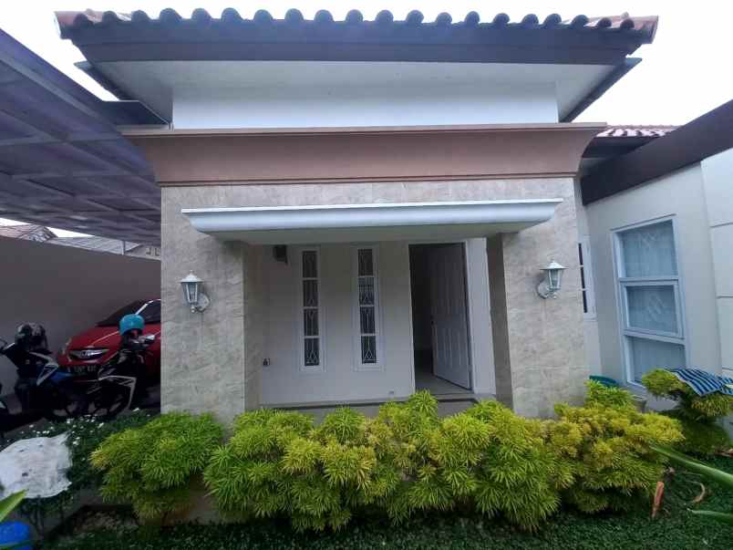 dijual rumah jl perumahan asabri jati