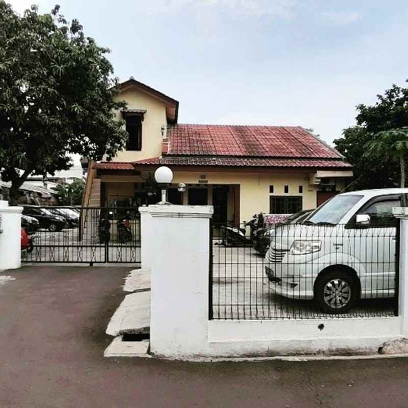 dijual rumah jl plumpang semper