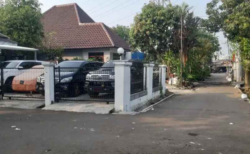 dijual rumah jl plumpang semper