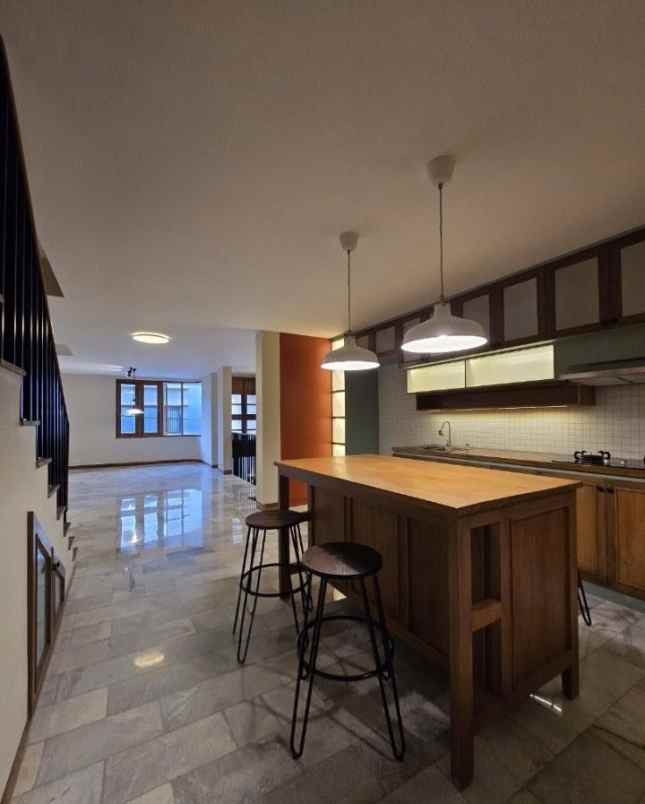 dijual rumah jl rawamangun jakarta timur