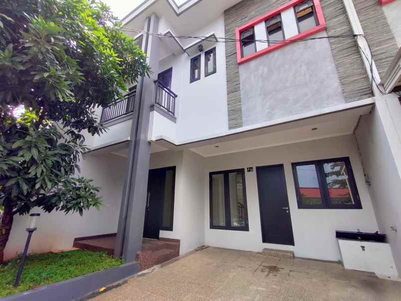 dijual rumah jl raya jatimakmur