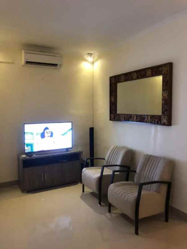 dijual rumah jl rengas raya bintaro