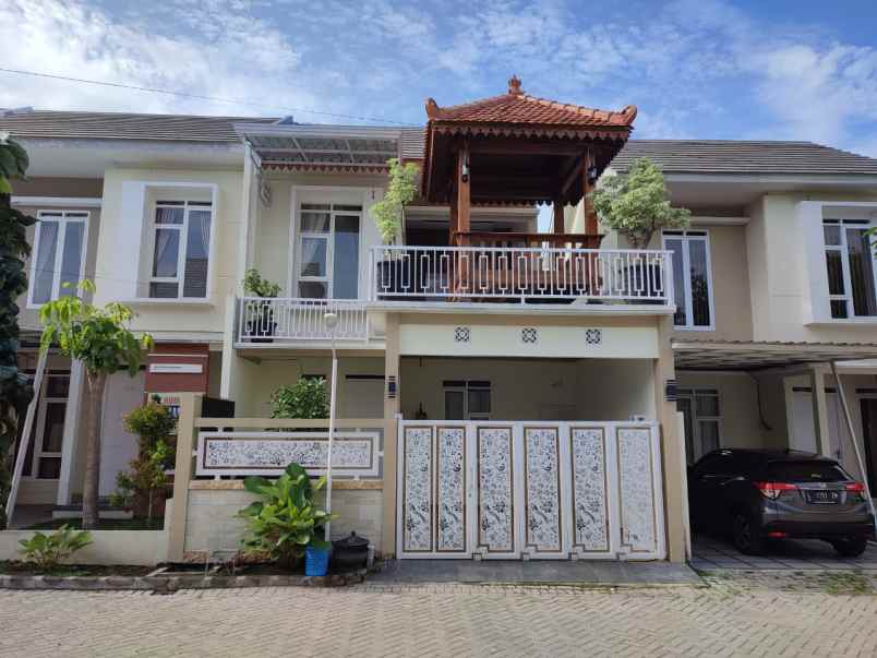 dijual rumah jl sam ratulangi