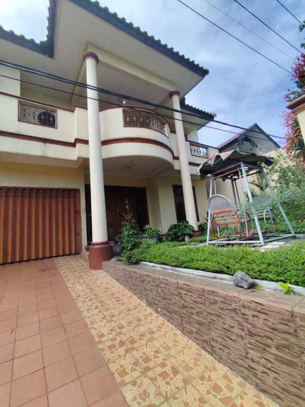 dijual rumah jl sultan agung