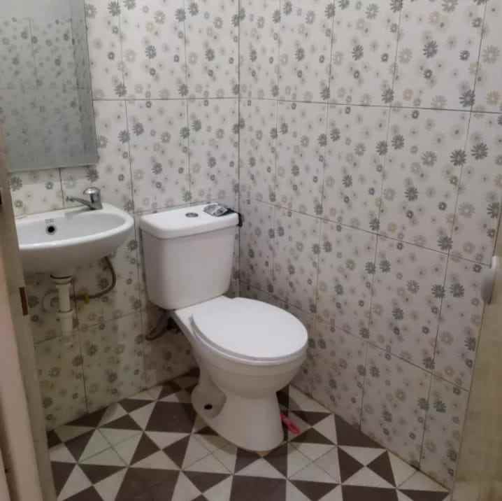 dijual rumah jl surilang kp gedong