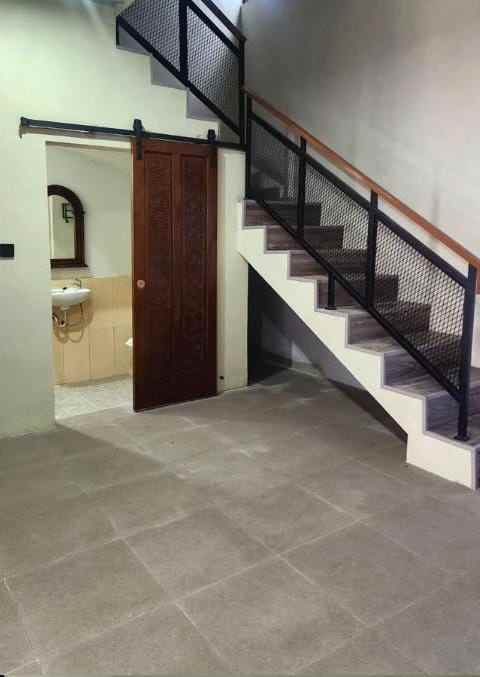 dijual rumah jl swadaya duren sawit