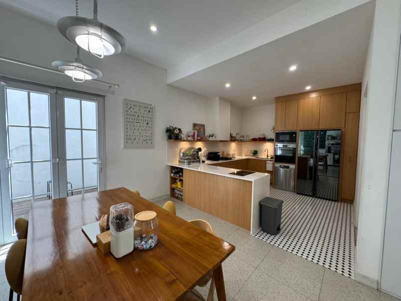 dijual rumah jl tamborin reog rebana