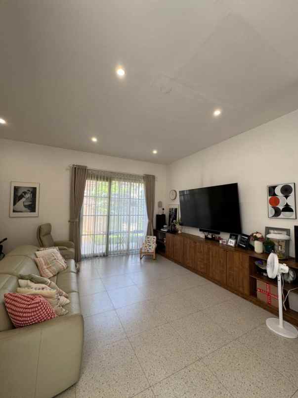 dijual rumah jl tamborin reog rebana