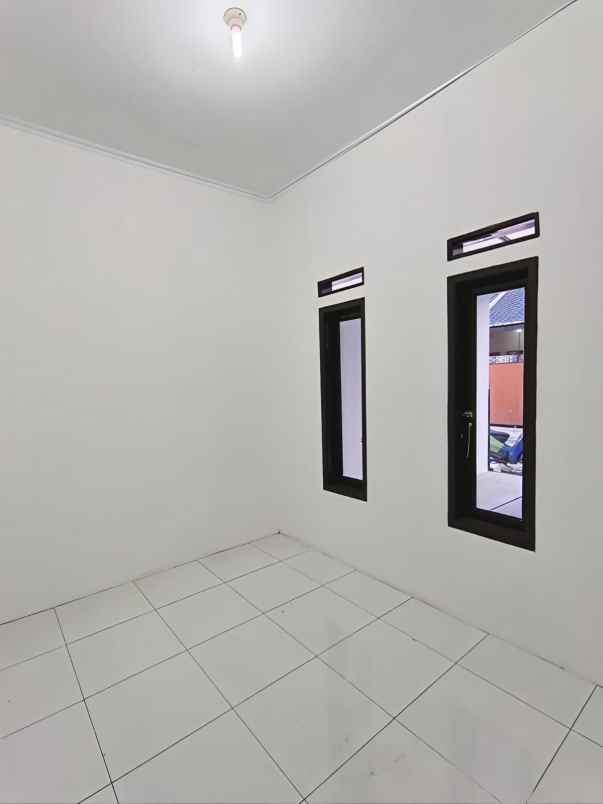 dijual rumah jln bojongmalaka terusan