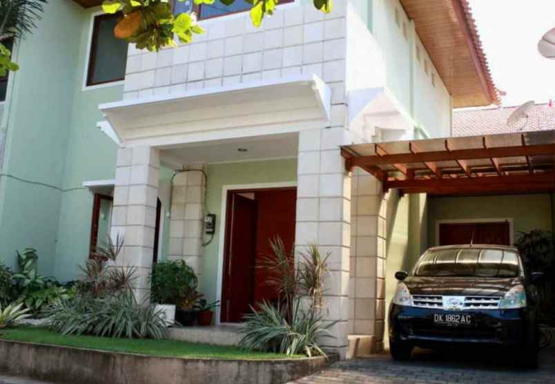 dijual rumah jln gn soputan