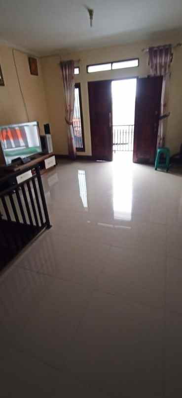 dijual rumah jln tirtakencana 2 kel