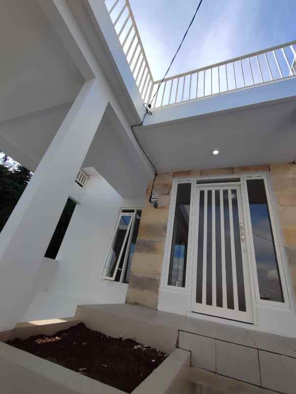 dijual rumah junrejo