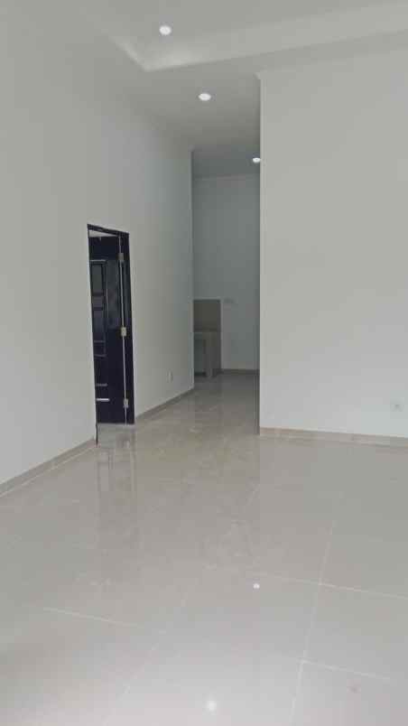 dijual rumah k village aspen