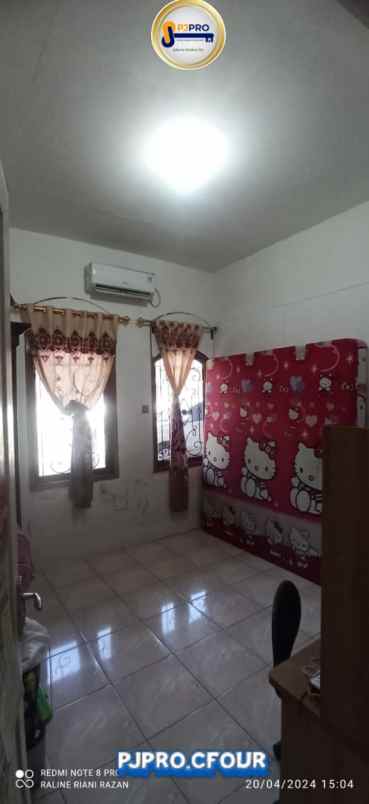 dijual rumah kaliabang