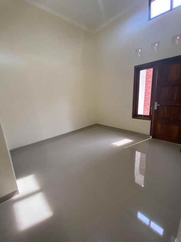 dijual rumah kartasura sukoharjo jawa