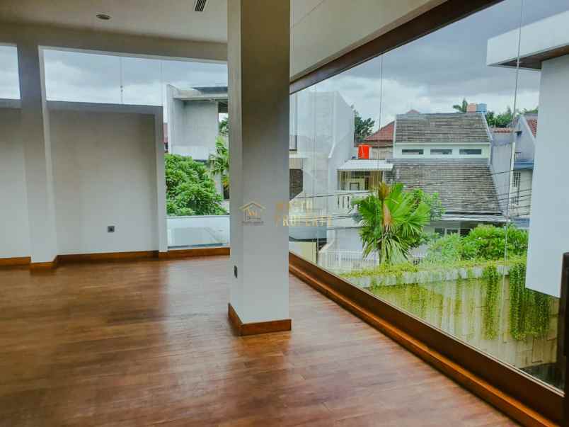 dijual rumah kebayoran lama jakarta