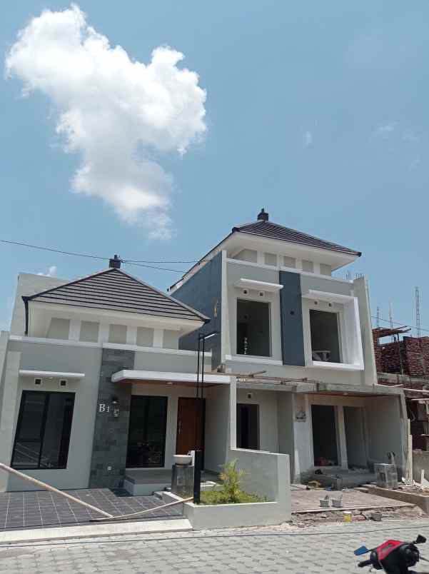 dijual rumah kebondalem kidul prambanan