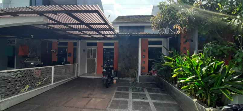 dijual rumah kec parongpong