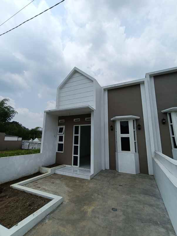 dijual rumah kedungrejo pakis malang