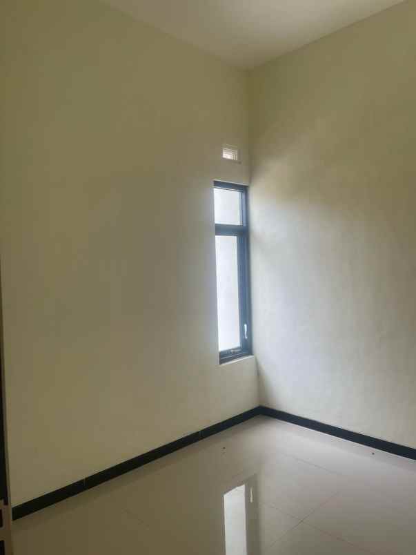 dijual rumah kedungrejo pakis malang