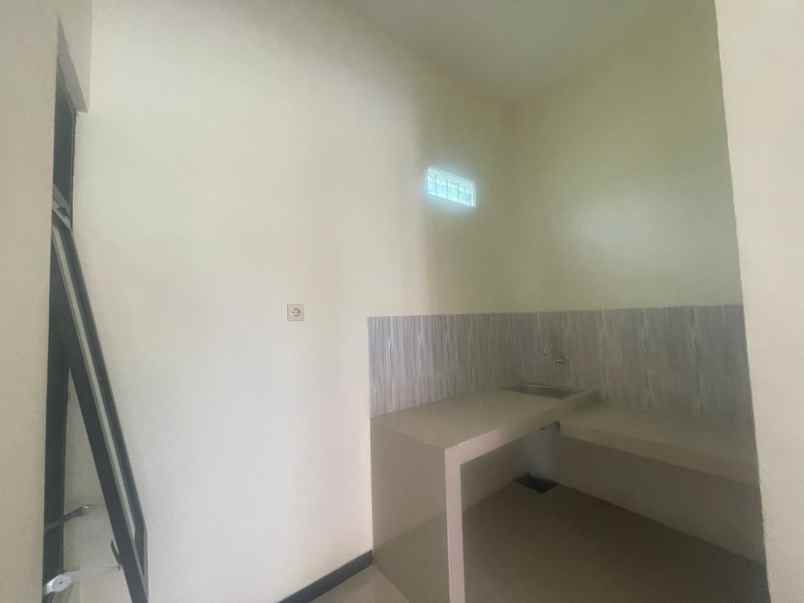 dijual rumah kedungrejo pakis malang