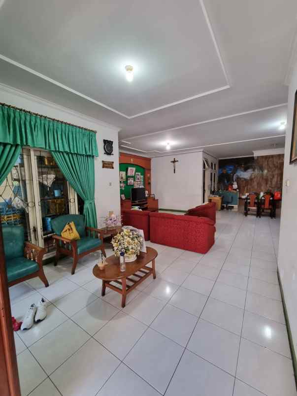 dijual rumah kelapa gading bagus siap huni 2 lantai