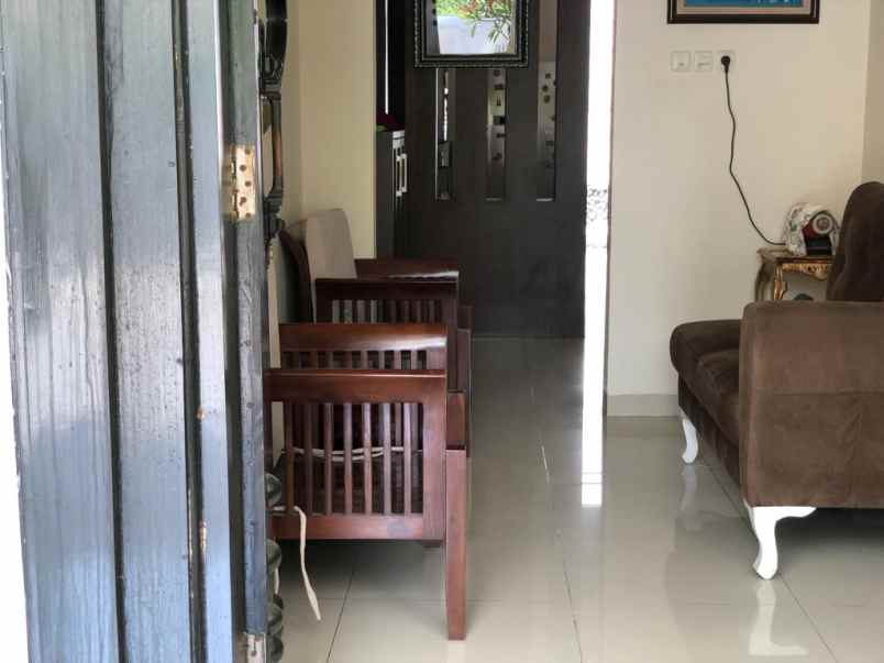 dijual rumah kertajaya indah