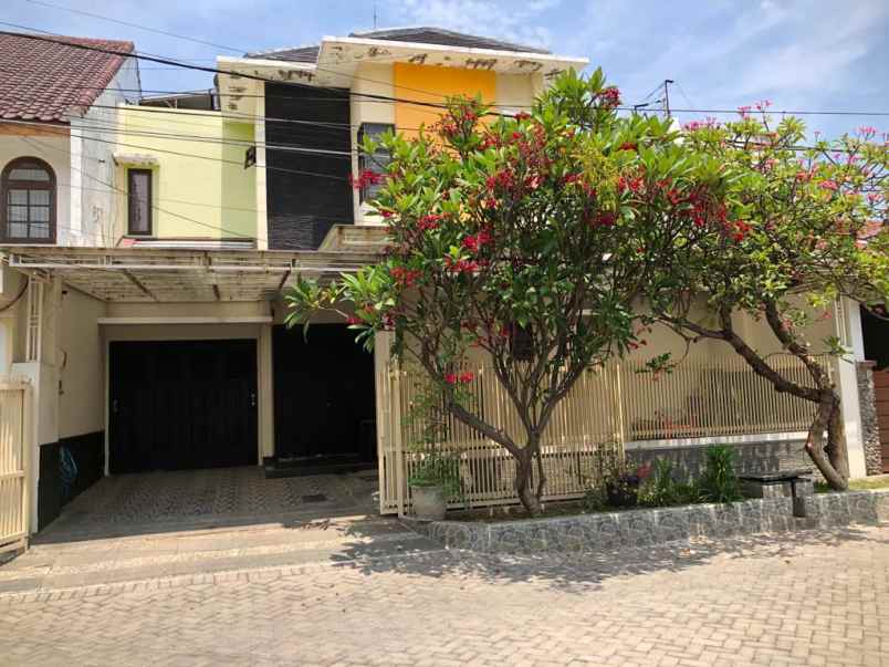 dijual rumah kertajaya indah