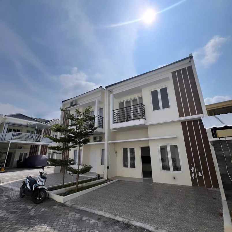 dijual rumah ketileng