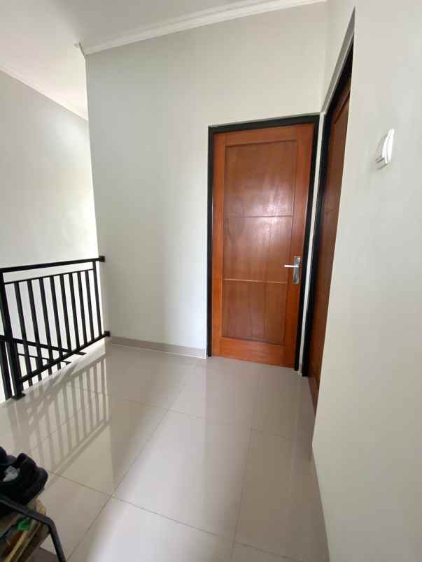 dijual rumah kodau jatiwarna