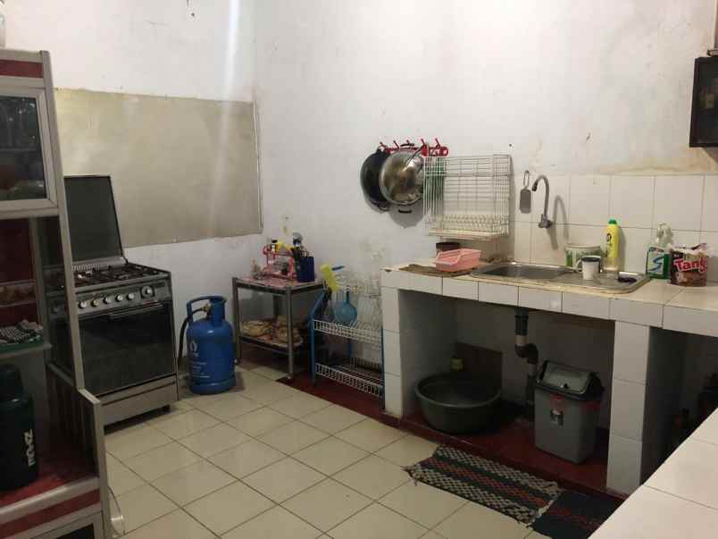 dijual rumah komplek cipinang baru